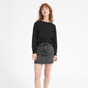 NWT Everlane “The Denim Skirt” in Washed Black with a Raw Hem